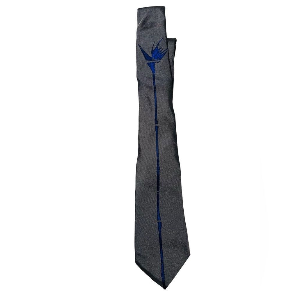 Armani Collezioni gray/blue design 100% silk tie